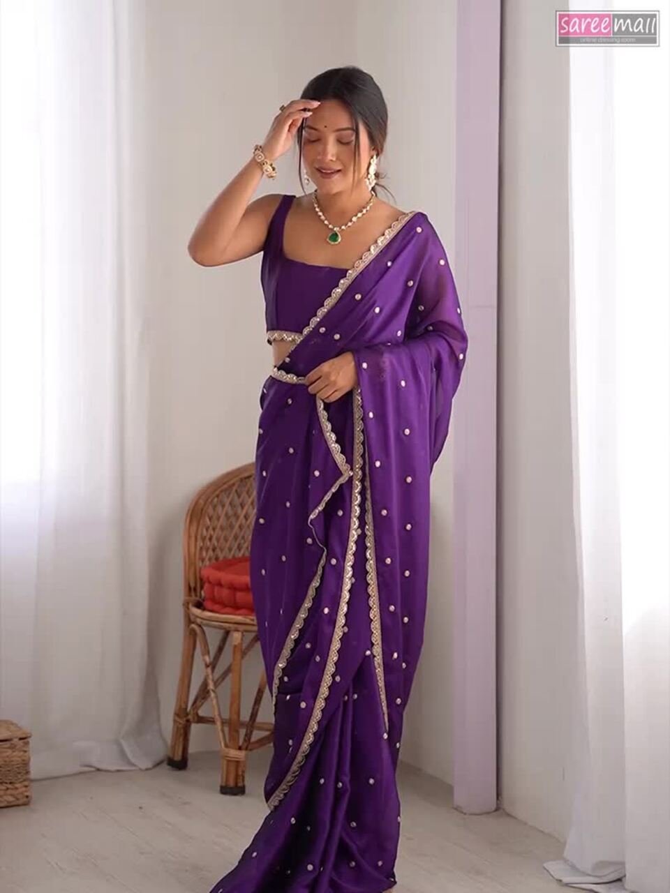 Floral Sequinned Pure Georgette Sarees 3